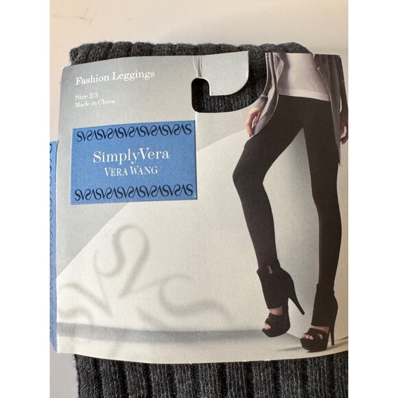 Simply Vera Wang Ribbed Knit leggings Tights Size 2/3 Heather Gray NWT - Picture 2 of 5